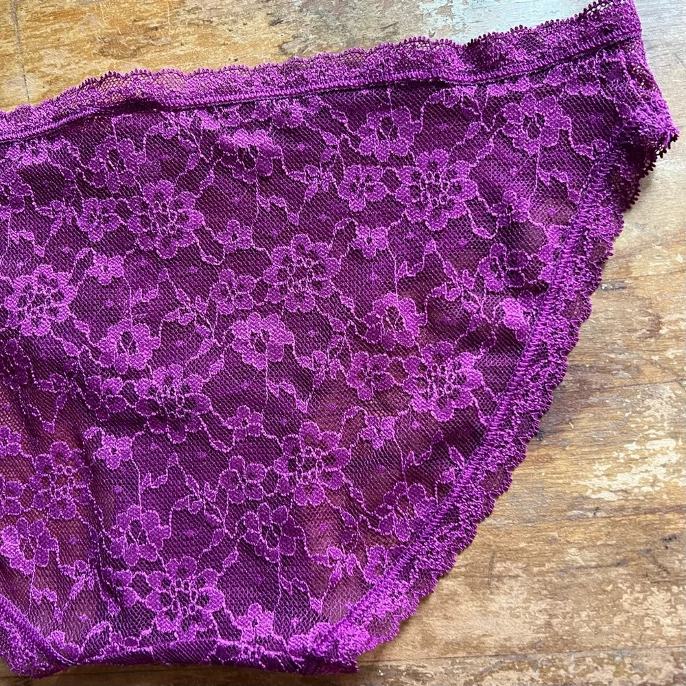 Victoria’s Secret Small Lace Bikini Panty Underwear NEW New with tags